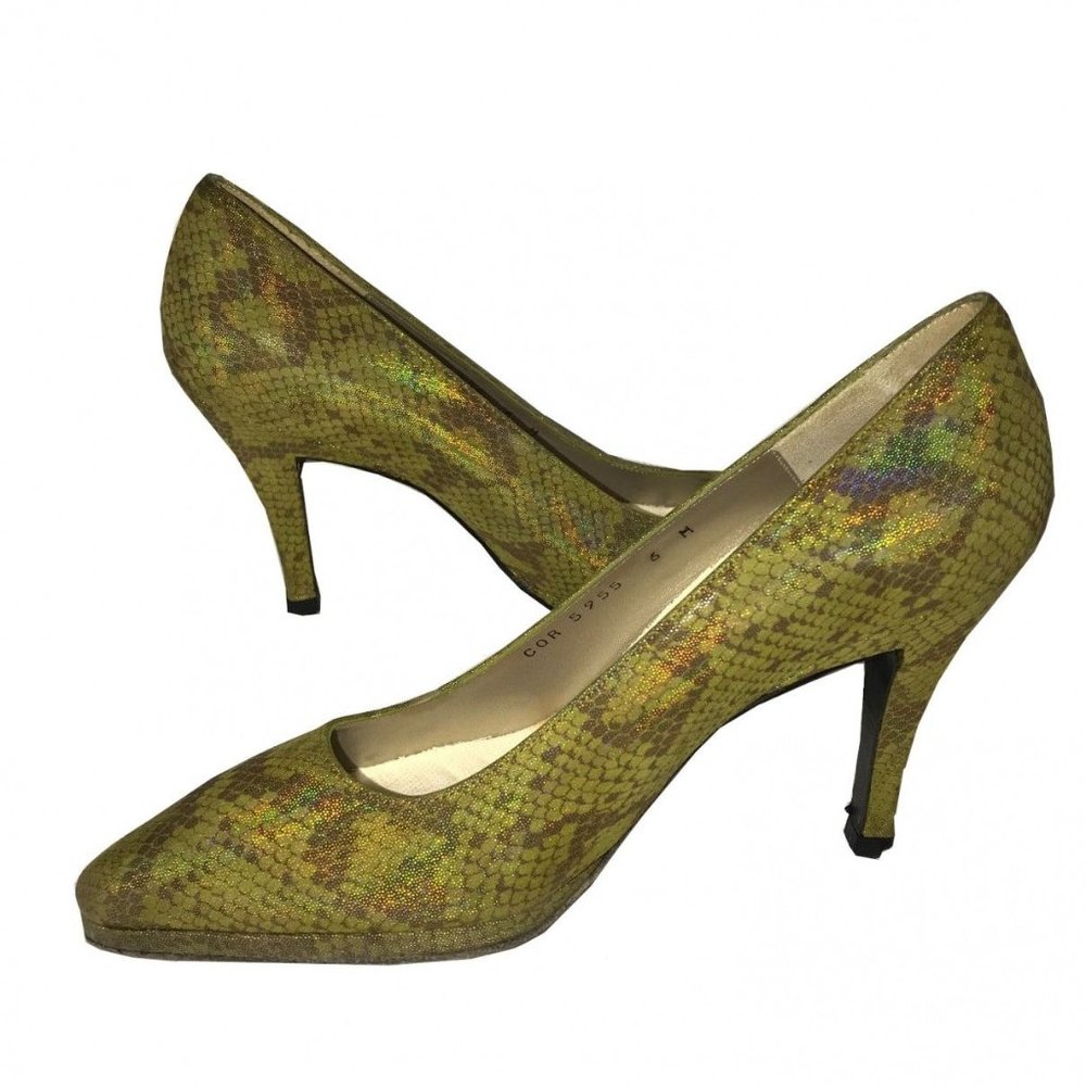 green leather charles jourdan heels